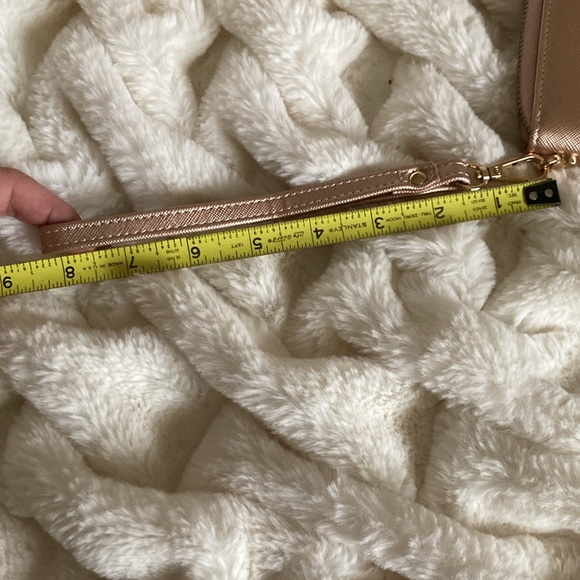 Chelmon wallet with detachable wrist strap - Picture 16 of 16